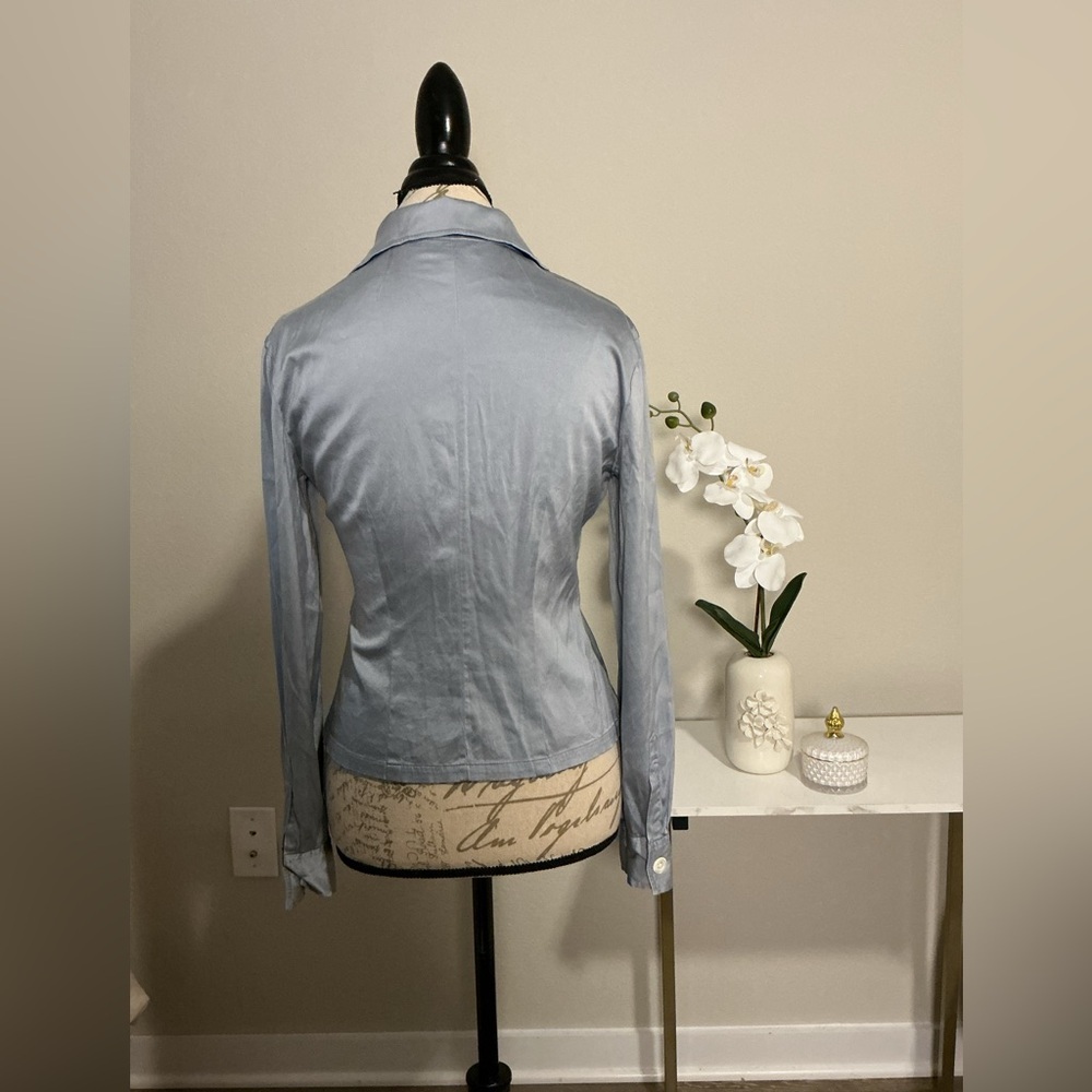 Banana Republic Women's Blue Button-Up Shirt - Picture 3 of 6
